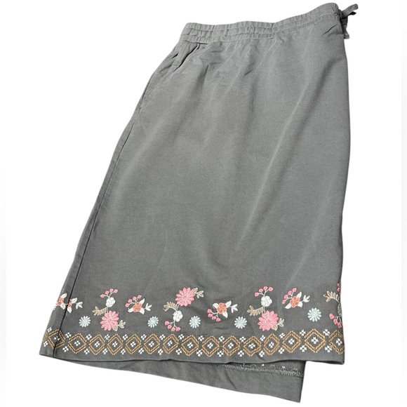 J. Jill NWT watercress green floral embroidered cotton pull on drawstring skirt - Picture 8 of 11